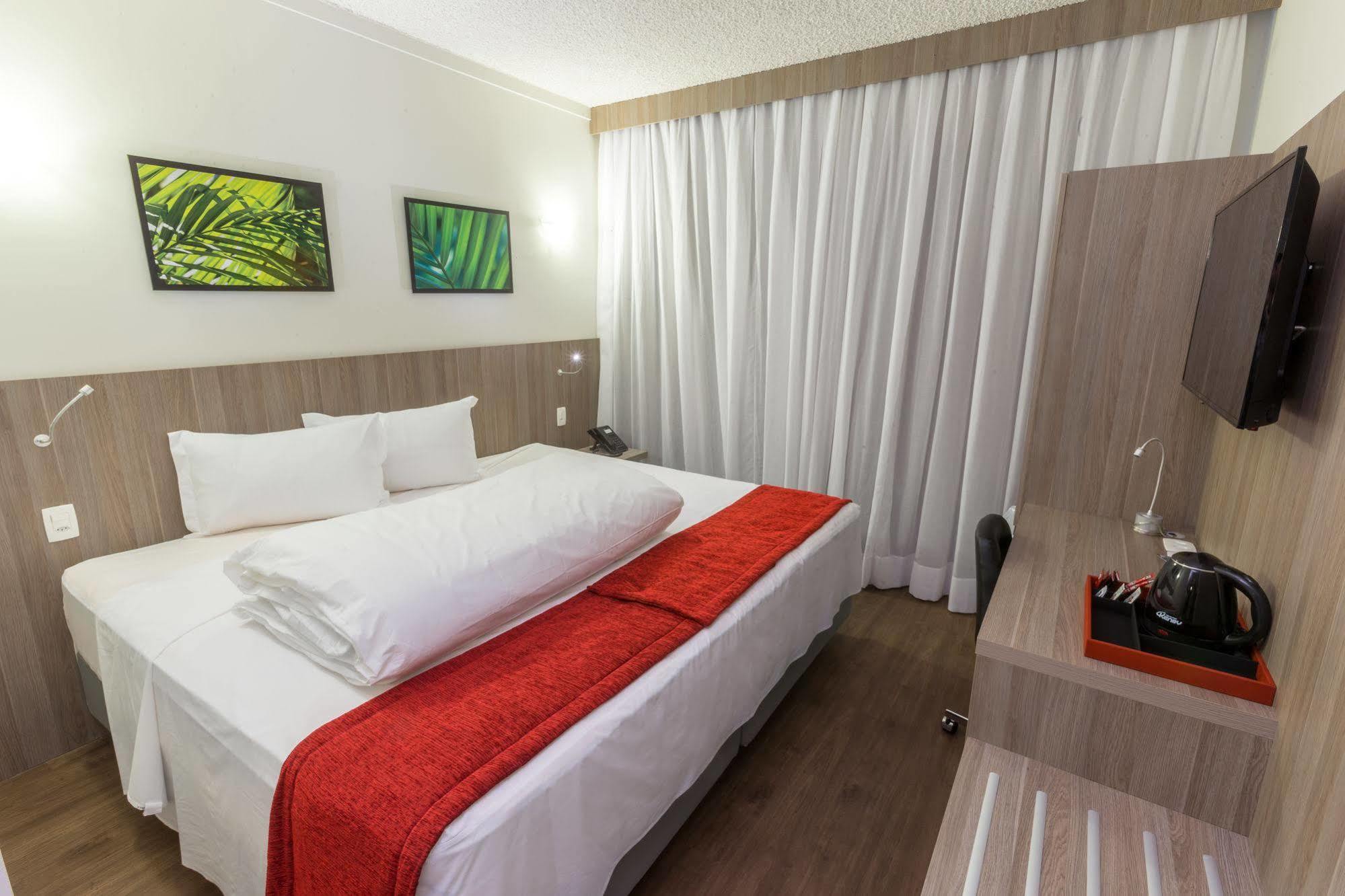 Hotel Ramada Campinas Viracopos Exterior foto